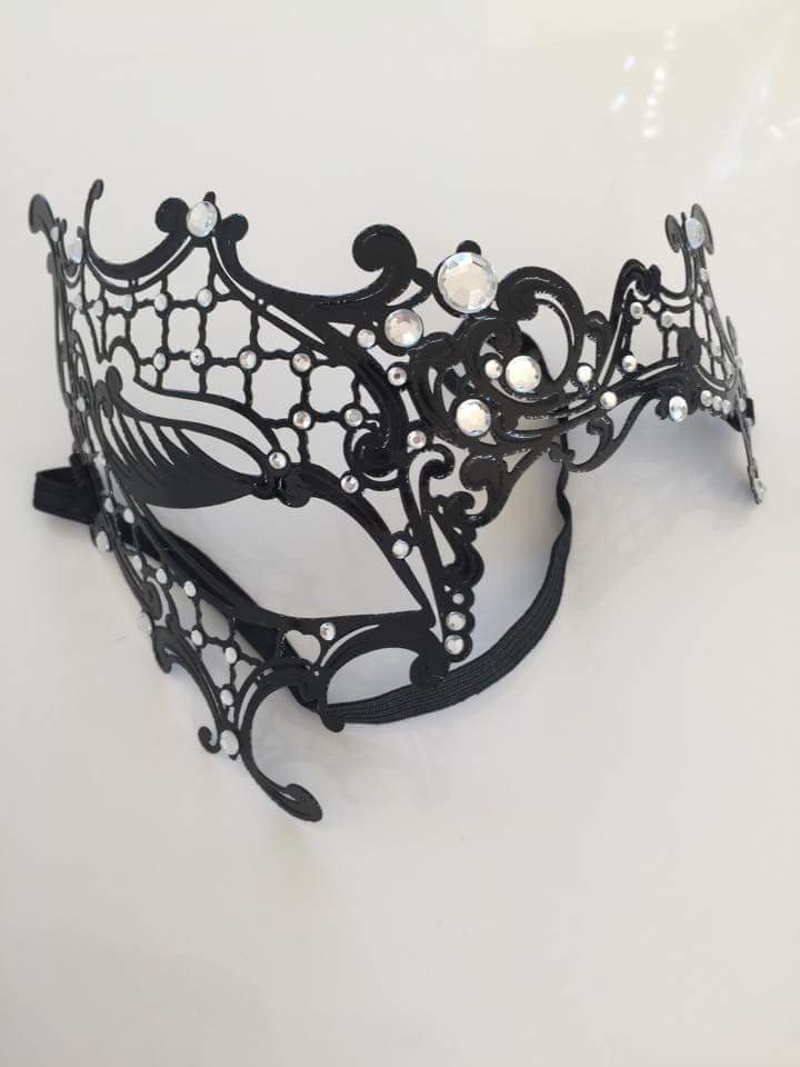 Metall Maske mit Strass und Band